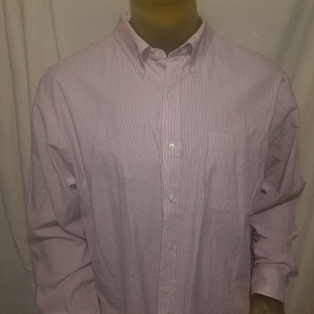 L.L.Bean men XL Pink pinstriped Cotton Button Down
